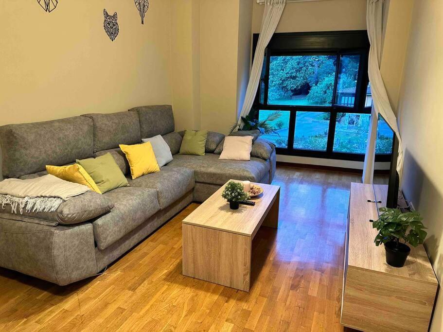 Apartamento Con Vistas A La Montana Infiesto Exterior photo